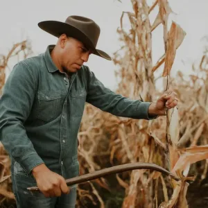 Herramientas Agrícolas Esenciales: Descubre el Tronchaespigas y su Función en el Campo